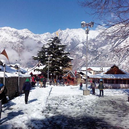 Hotel Bharmour View Brāhmaur Exteriör bild