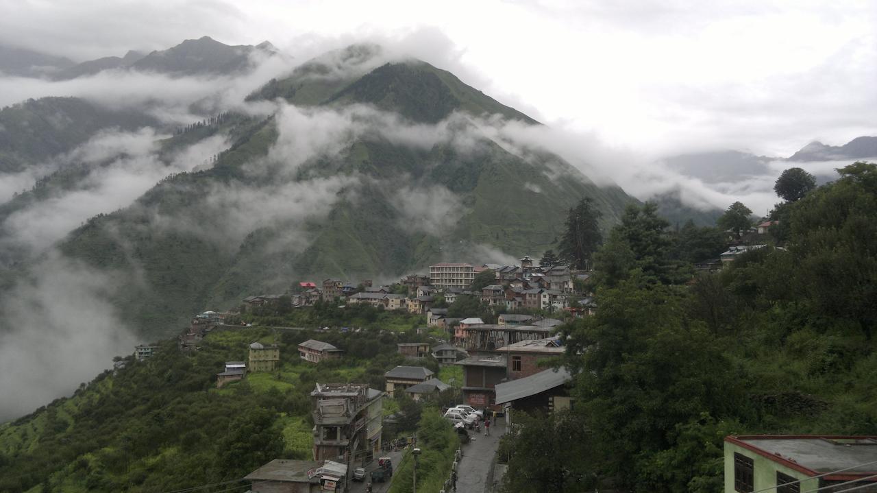 Hotel Bharmour View Brāhmaur Exteriör bild