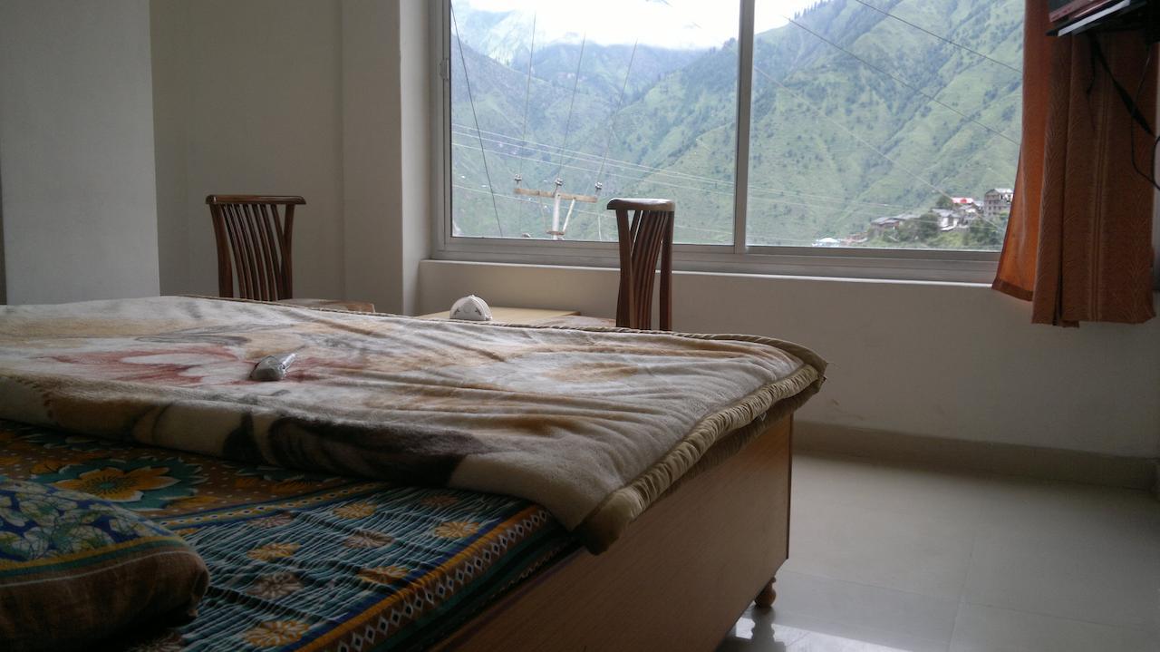 Hotel Bharmour View Brāhmaur Exteriör bild